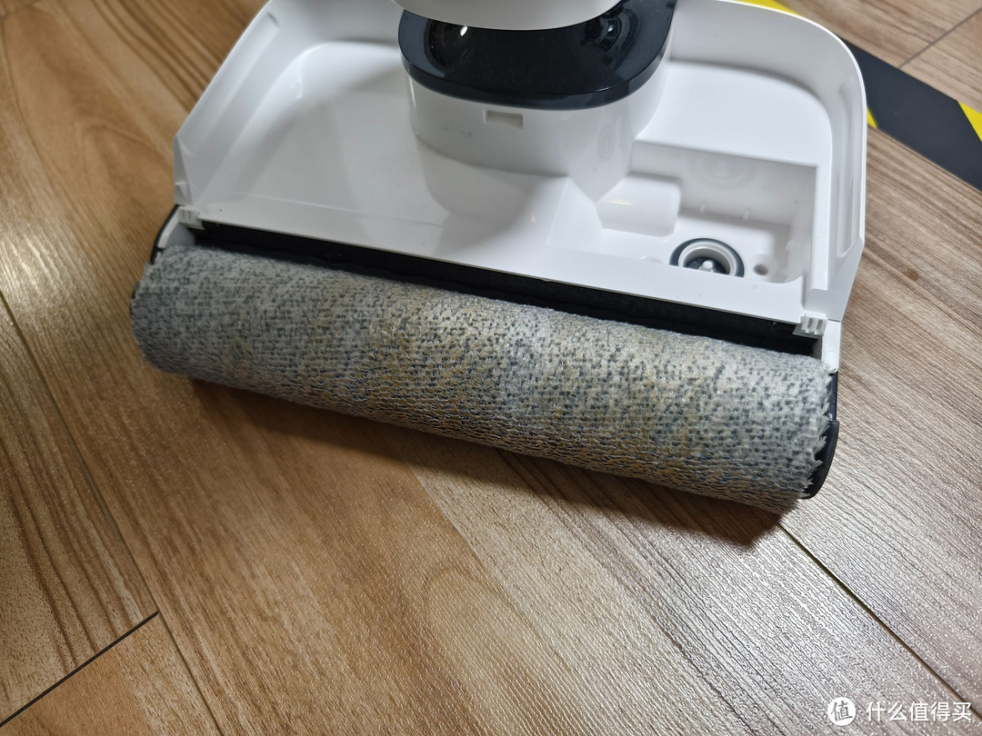 多功能洗地机怎么选？能够真·躺平的全屋清洁洗地机才能称得上是洗地机界的“大宗师”
