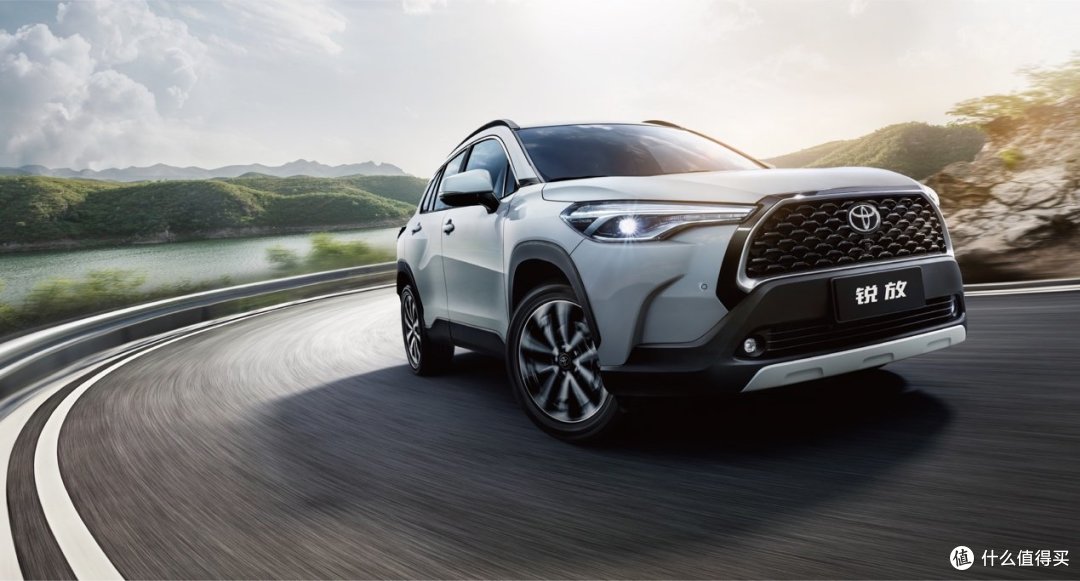 新款卡罗拉锐放焕新上市 黄金排量的10万级智驾SUV