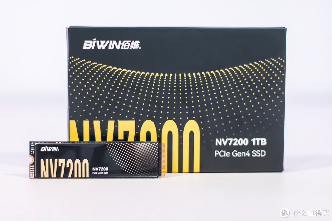 佰维NV7200 1TB固态硬盘评测：7200MB/s读速，极速性能温控优越