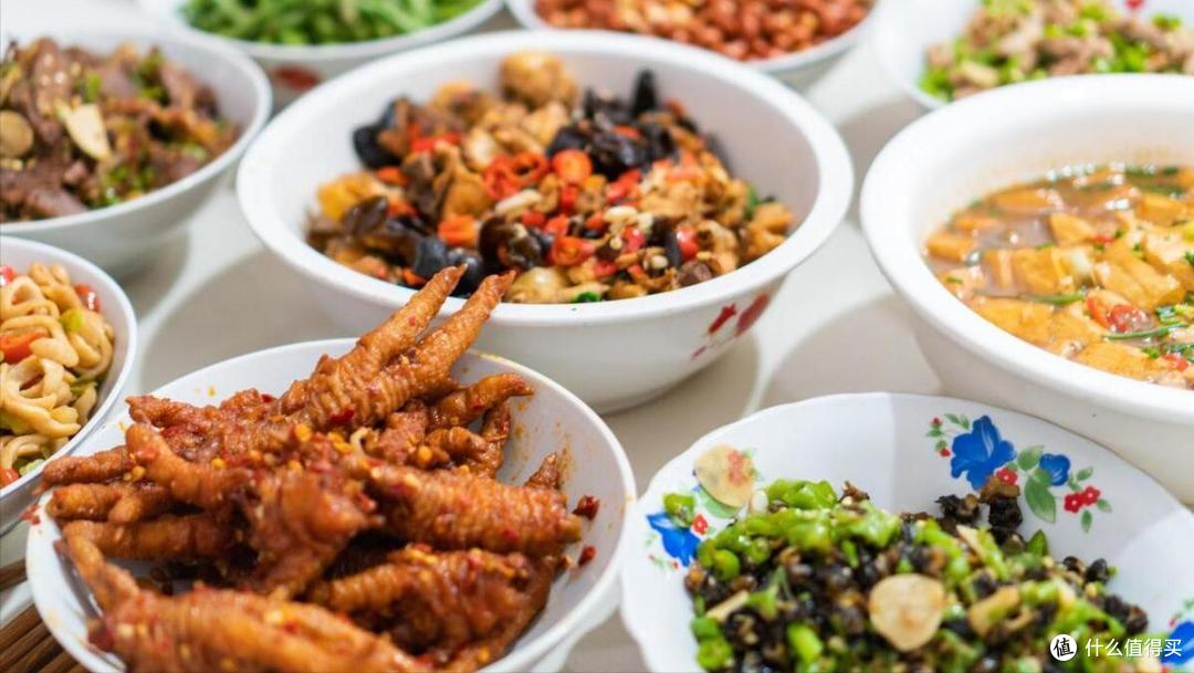 我,山东人,对遥远的“成都”有9大疑问,在家想了3天,没想明白