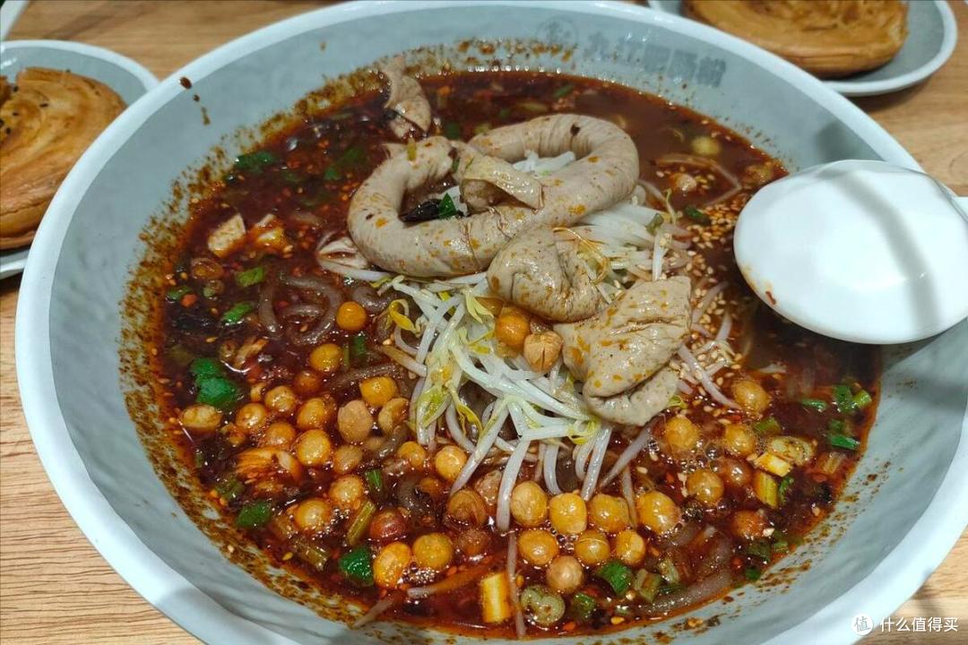 我,山东人,对遥远的“成都”有9大疑问,在家想了3天,没想明白