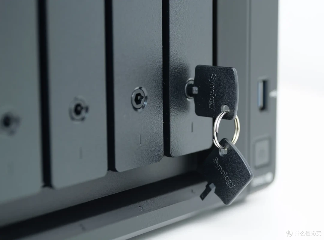 稳定为王,拒绝翻车!群晖DS923+为例,中小企业如何选购办公NAS