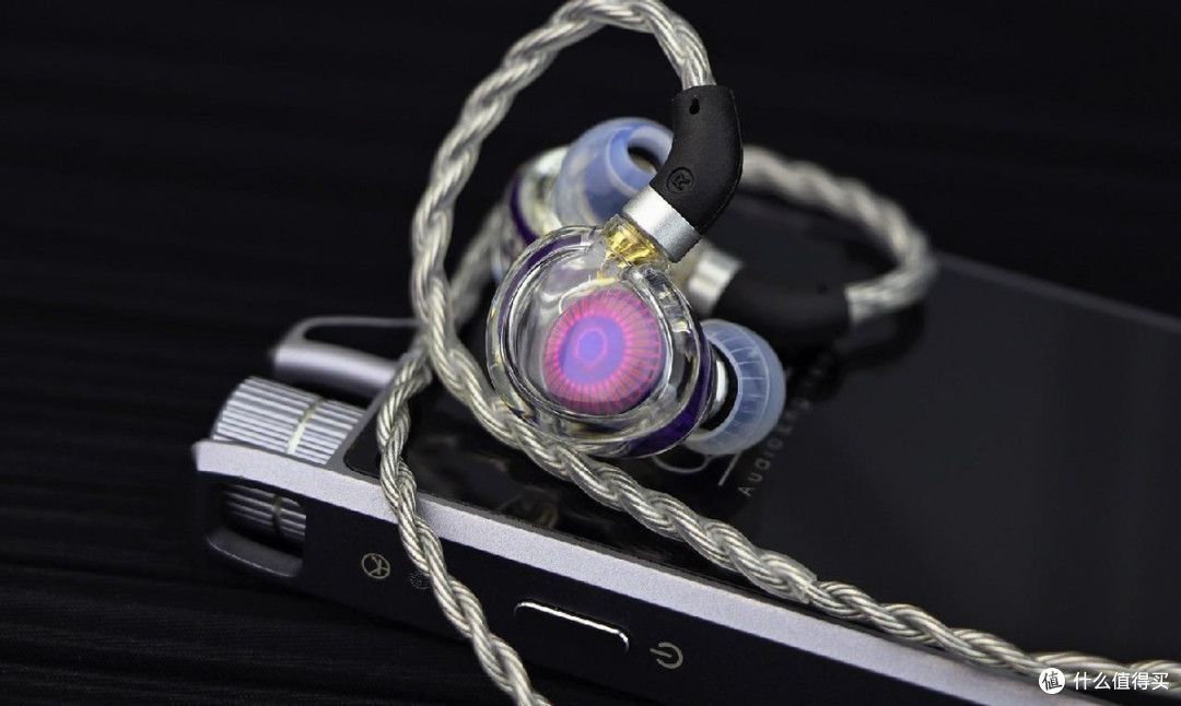 烟花水母外观和均衡清澈的调音!TRN水母有线HiFi耳机评测