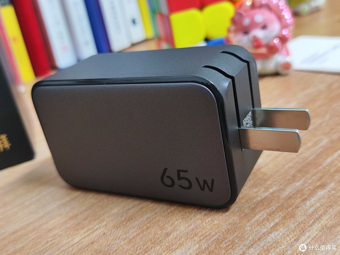 绿联(UGREEN)65W氮化镓充电器套装开箱评测,2C1A接口实际体验如何?