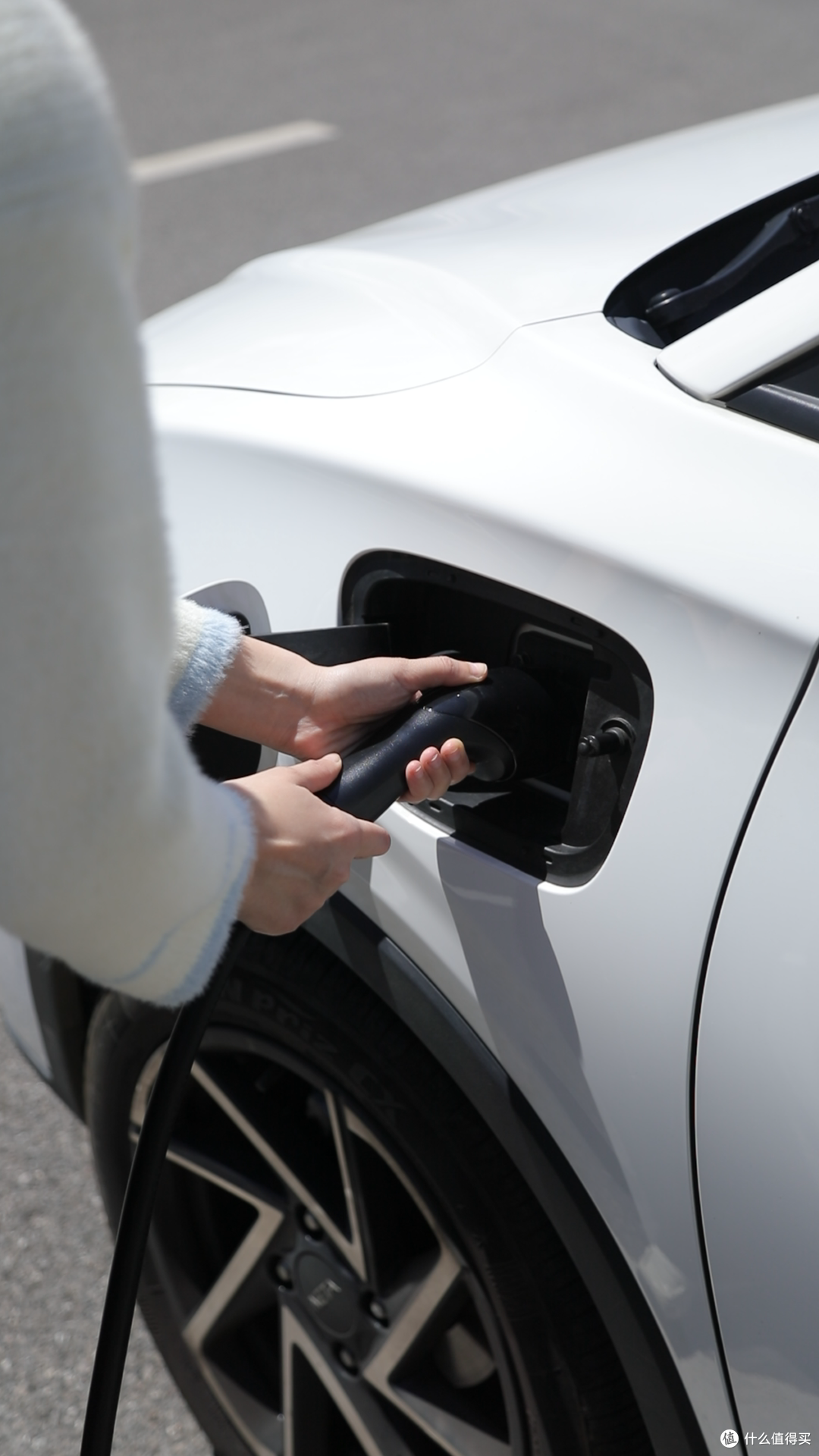 虽然真假难辨,但我这里,我敢肯定的就是,领充守护星充电桩肯定可以