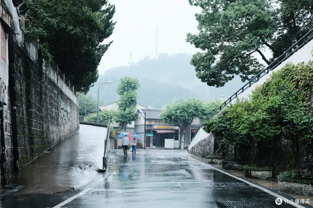 这座杭州小山城的顶级风光,自驾/骑行/徒步/玩水,总有一样适合你