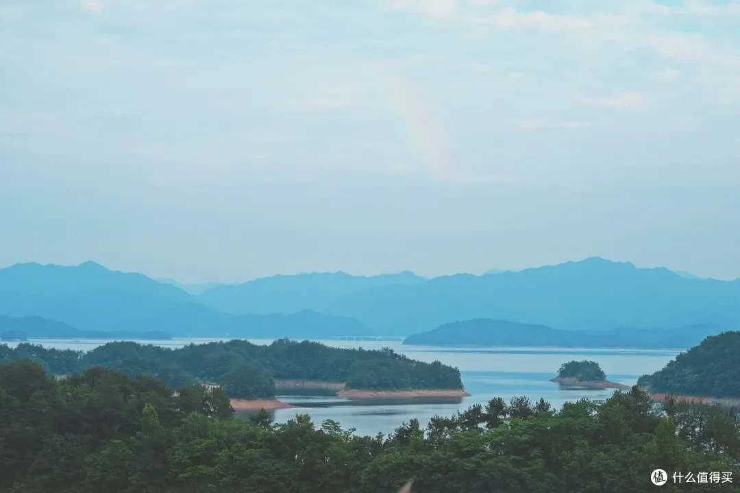 这座杭州小山城的顶级风光,自驾/骑行/徒步/玩水,总有一样适合你