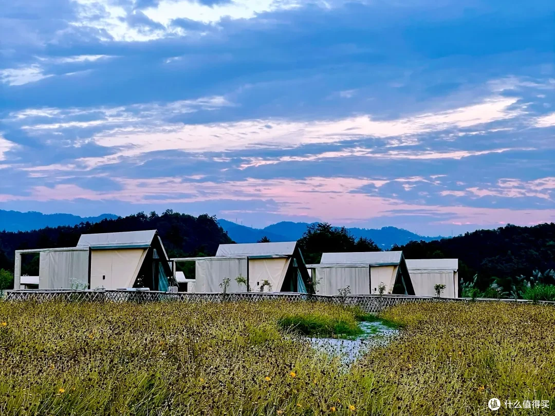这座杭州小山城的顶级风光,自驾/骑行/徒步/玩水,总有一样适合你