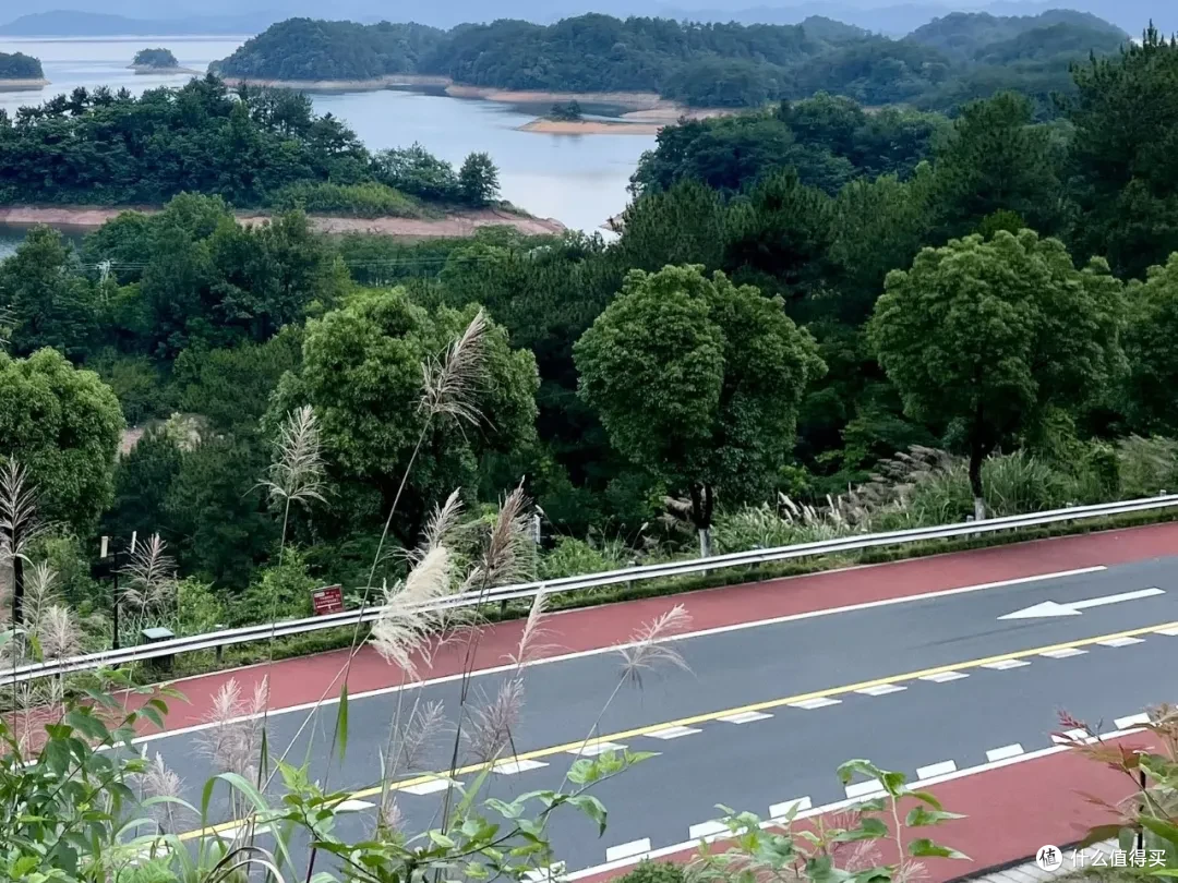 这座杭州小山城的顶级风光,自驾/骑行/徒步/玩水,总有一样适合你