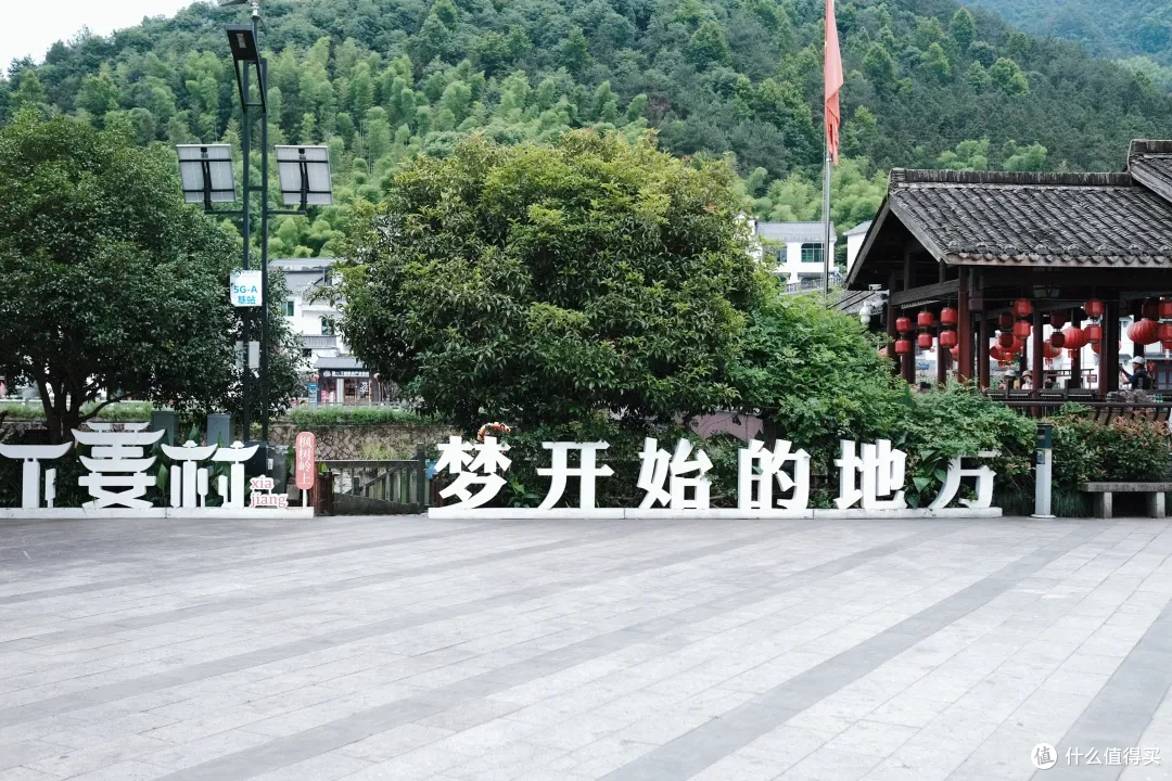 这座杭州小山城的顶级风光,自驾/骑行/徒步/玩水,总有一样适合你