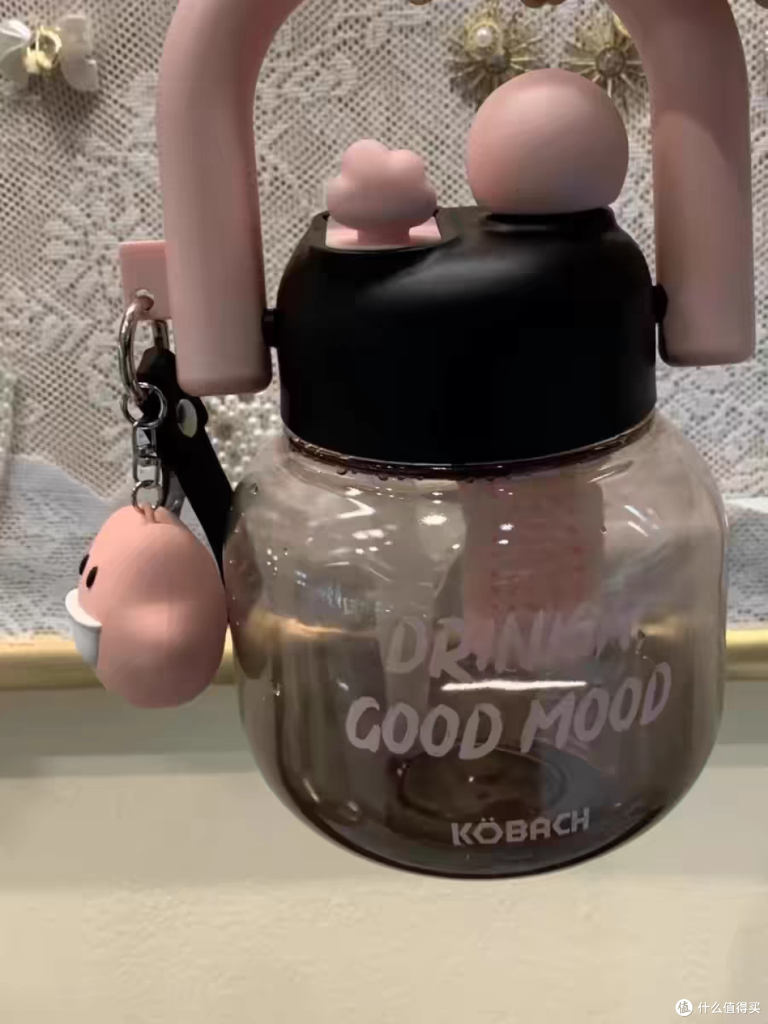 8 双饮口的拎拎水杯,可爱到爆啦