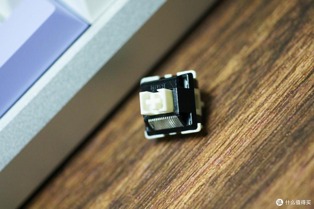 全铝艺术,硬派有个性:玄派玄熊猫PD75M-V2三模机械键盘评测