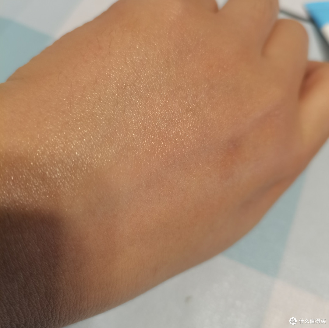 肌肤敏感?来试试制药大佬家的蓝绷带--比亚芬维生素B5面霜