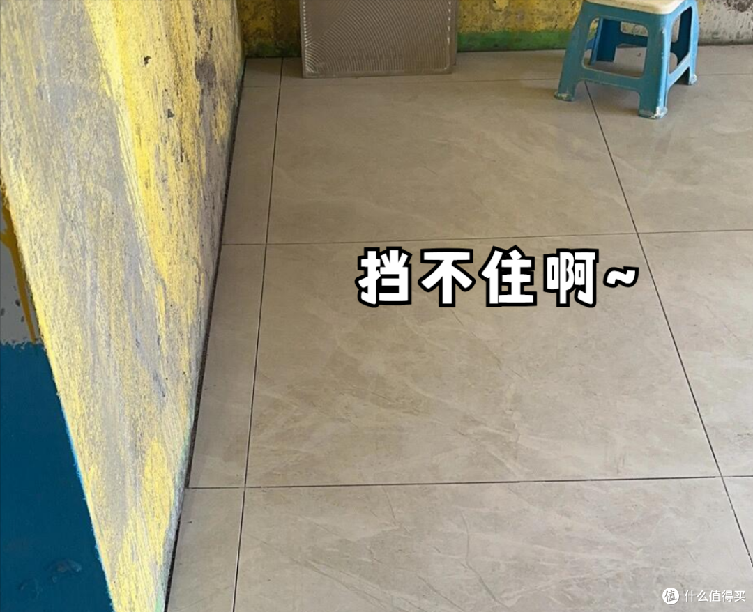 为啥选择“瓷砖通铺”的人，还没住就后悔了？结果一言难尽