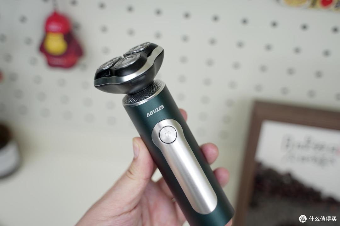 未野MAX发烧性能电动剃须刀:以爱之名,更懂他的心动智选!