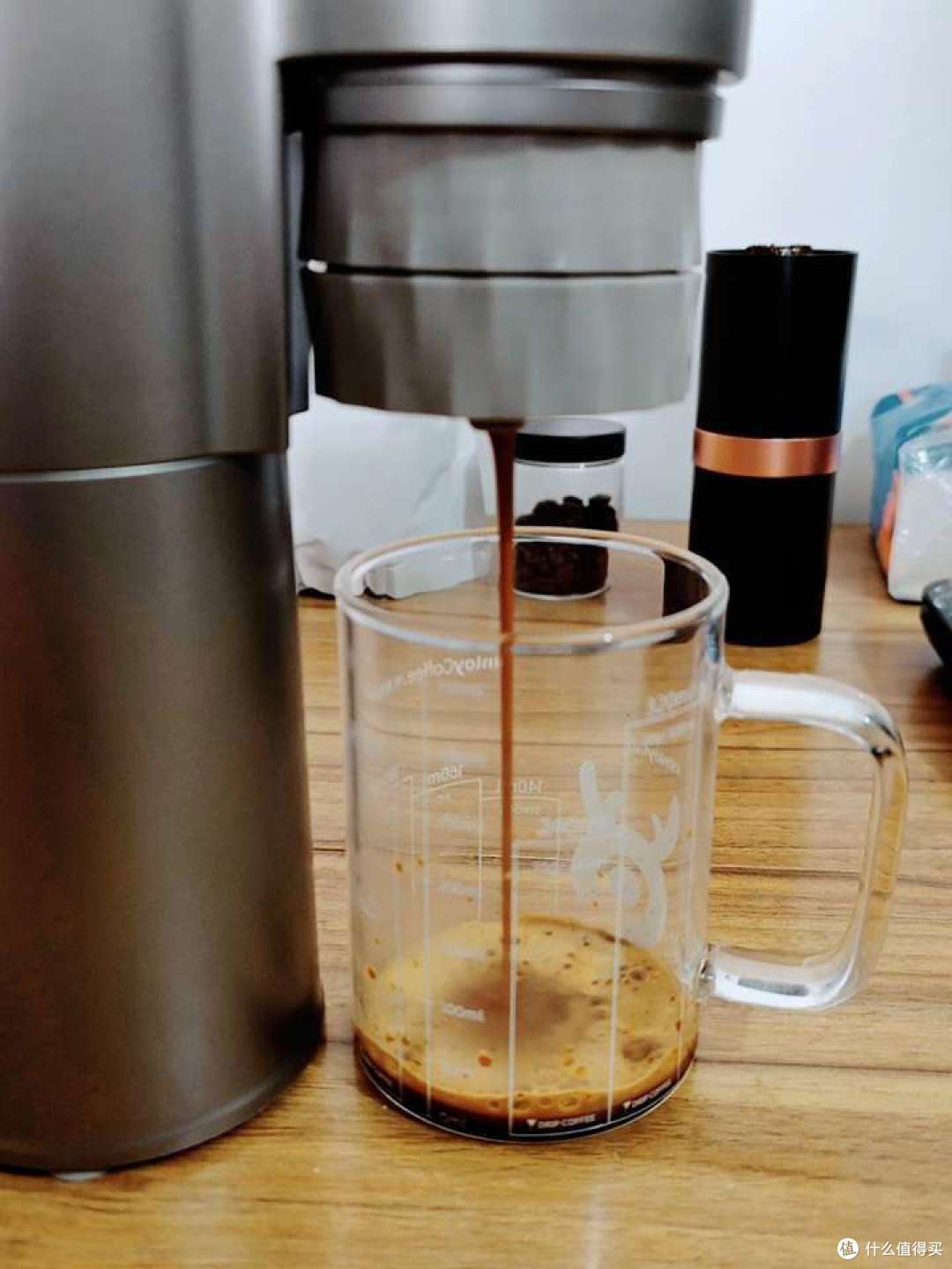 2025便携式咖啡机选购指南,水杯?背包?收纳箱?造型各显神通