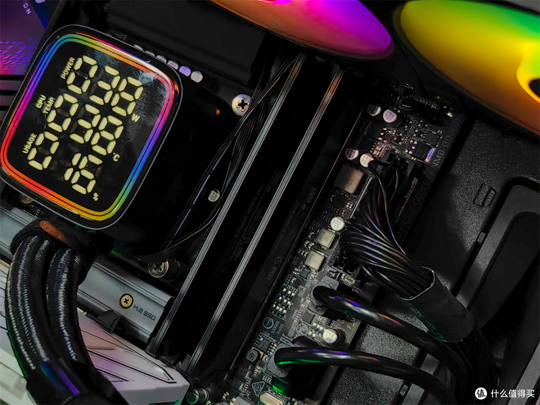 还不知道D5内存怎么选的看进来,英睿达DDR5 Pro 6000MHz超频马甲条默频就达5600MHz,699,闭眼入