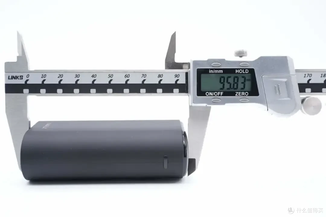内置2节LG21700电芯,iWALK口袋宝10000 Pro移动电源拆解