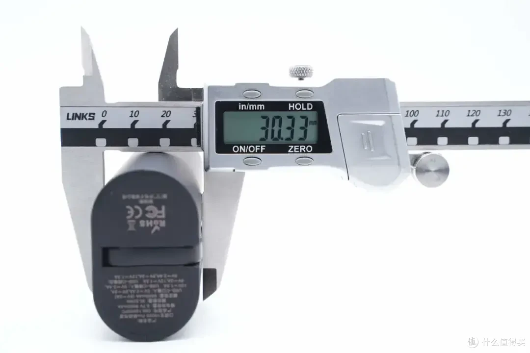 内置2节LG21700电芯,iWALK口袋宝10000 Pro移动电源拆解