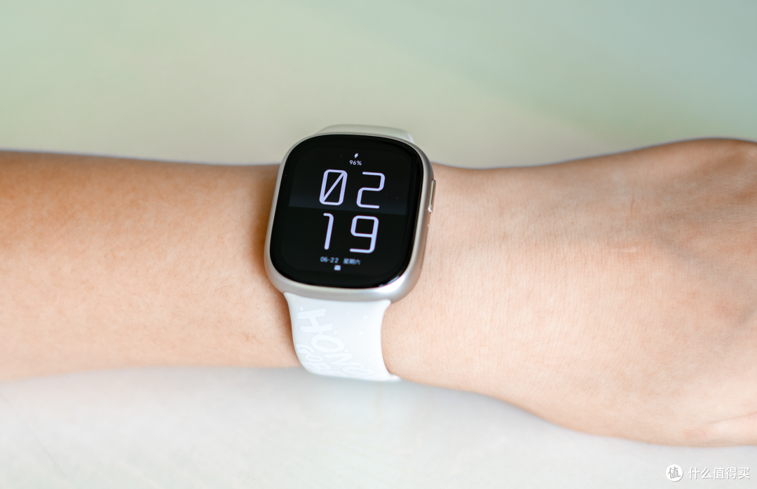 选什么儿童手表？试试这款高性价比eSIM智能手表！