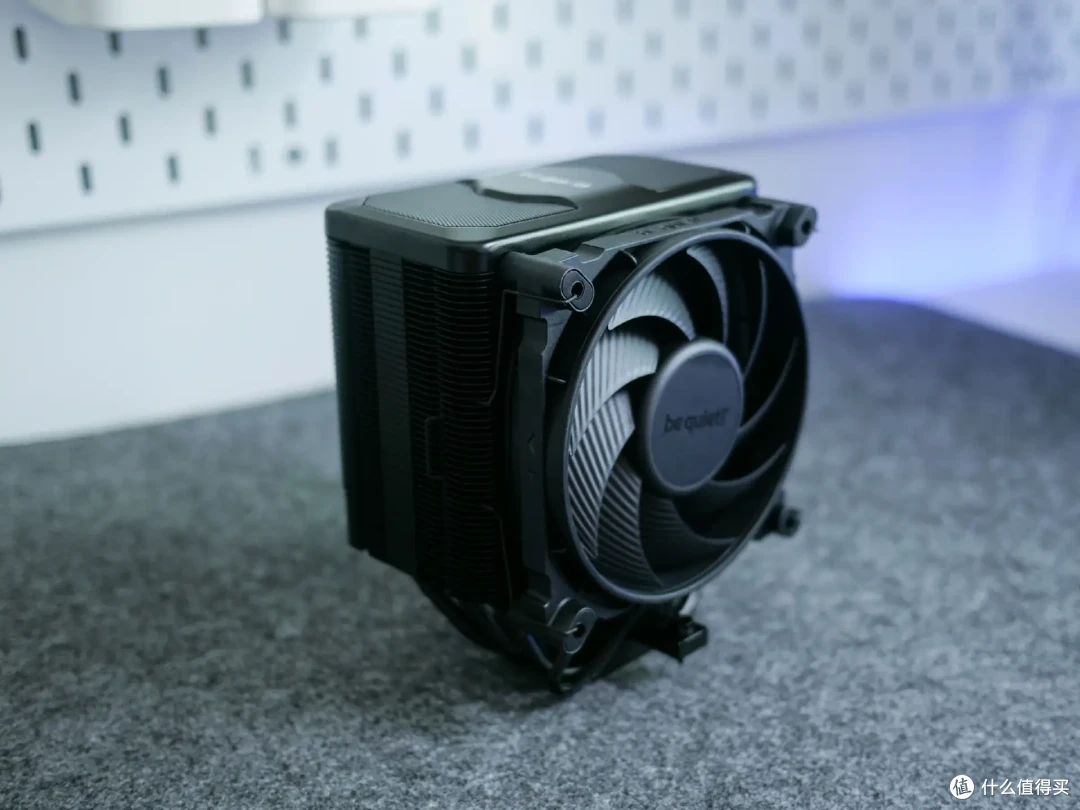可压14600K,依旧超静音!德商德静界DARK ROCK 5散热器开箱