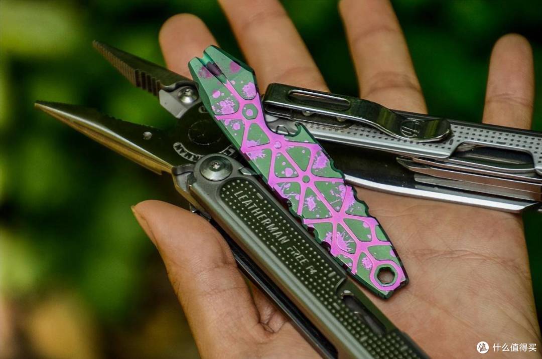 好看、好玩、好用的傲雷OTACLE2 mini Ti撬棍