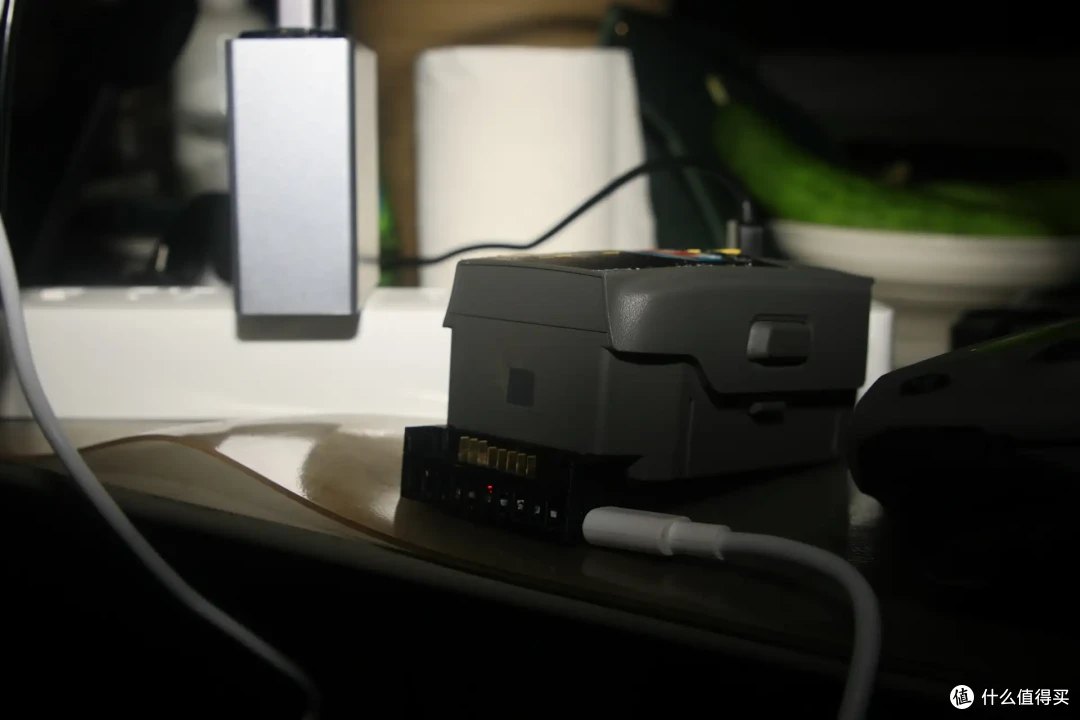 100W快充差旅新选择——氘锋100W Gan