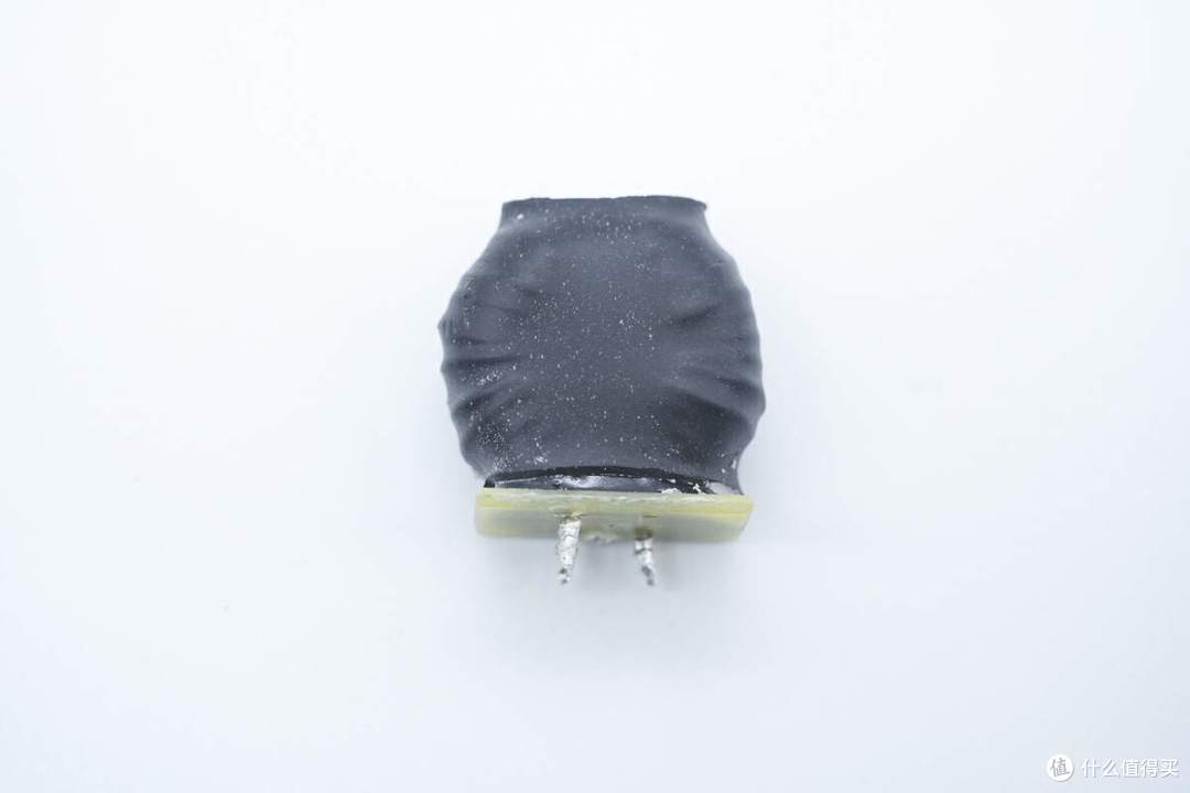 拆解报告：MI小米140W氮化镓快充充电器MDY-16-EK