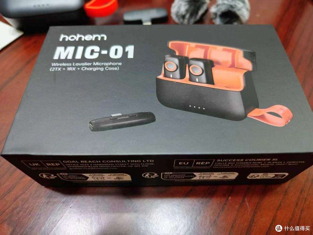 视频创作者必备的神级套装!浩瀚M6手机稳定器&浩瀚MIC-01无线麦克风实测
