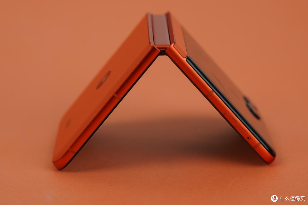 联想moto razr 50评测:竖屏小折叠能否再创品牌辉煌?
