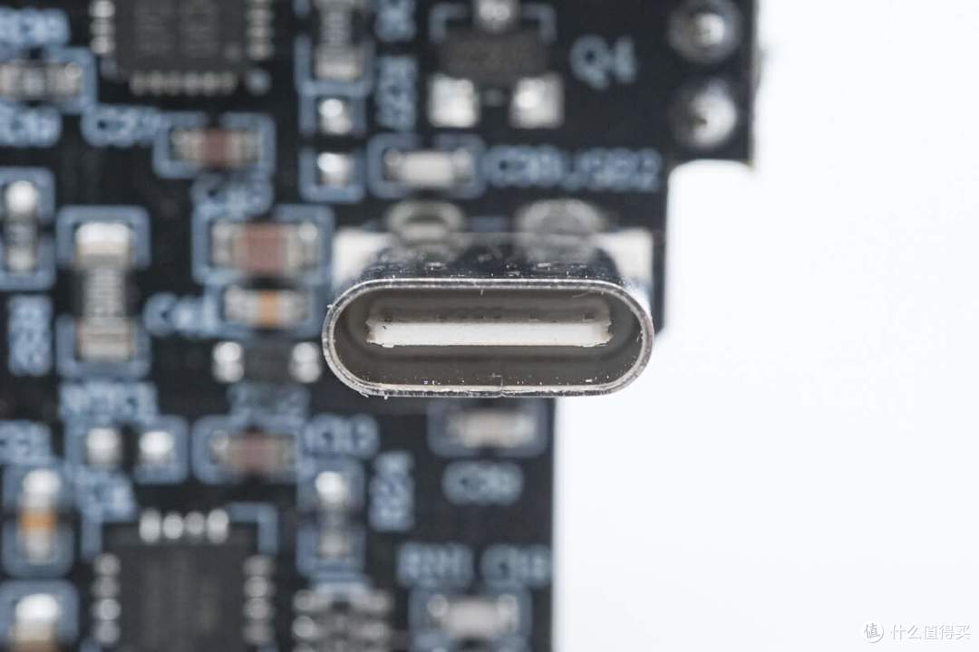 拆解报告:MI小米67W 2C1A氮化镓快充插线板CXB6-3QM