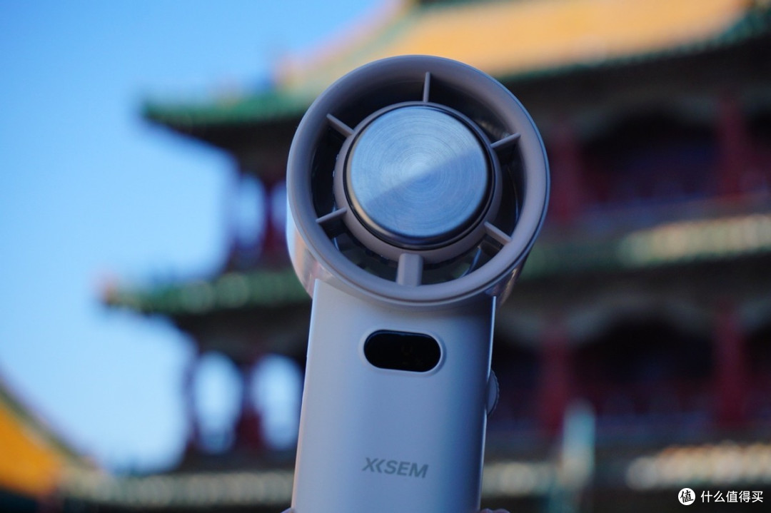夏日旅行清凉神器,能制冷的手持小风扇:西圣Wind上手体验