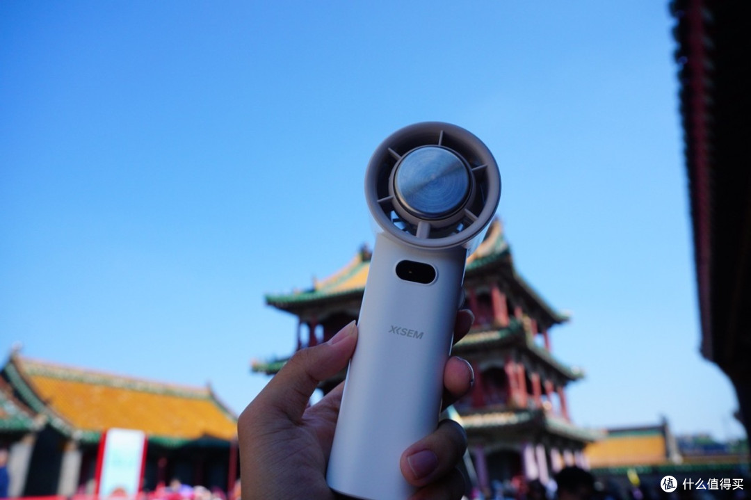 夏日旅行清凉神器,能制冷的手持小风扇:西圣Wind上手体验