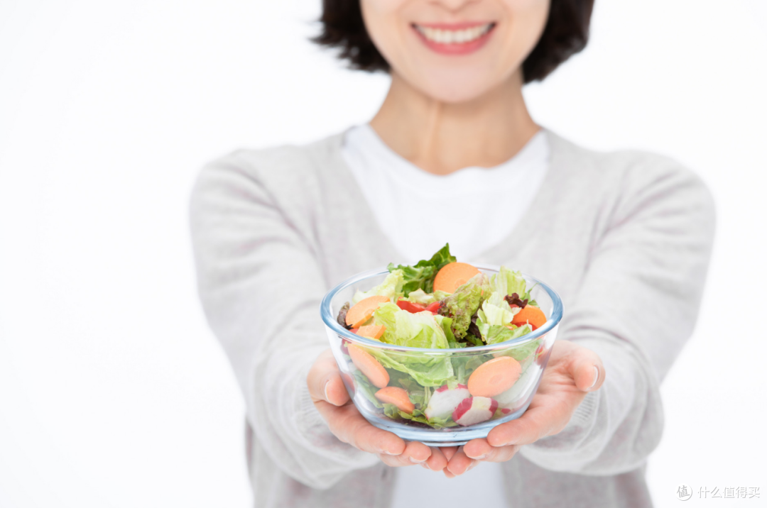 夏日炎炎,柠檬水是最佳饮料——柠檬水 5 大好处大揭秘!