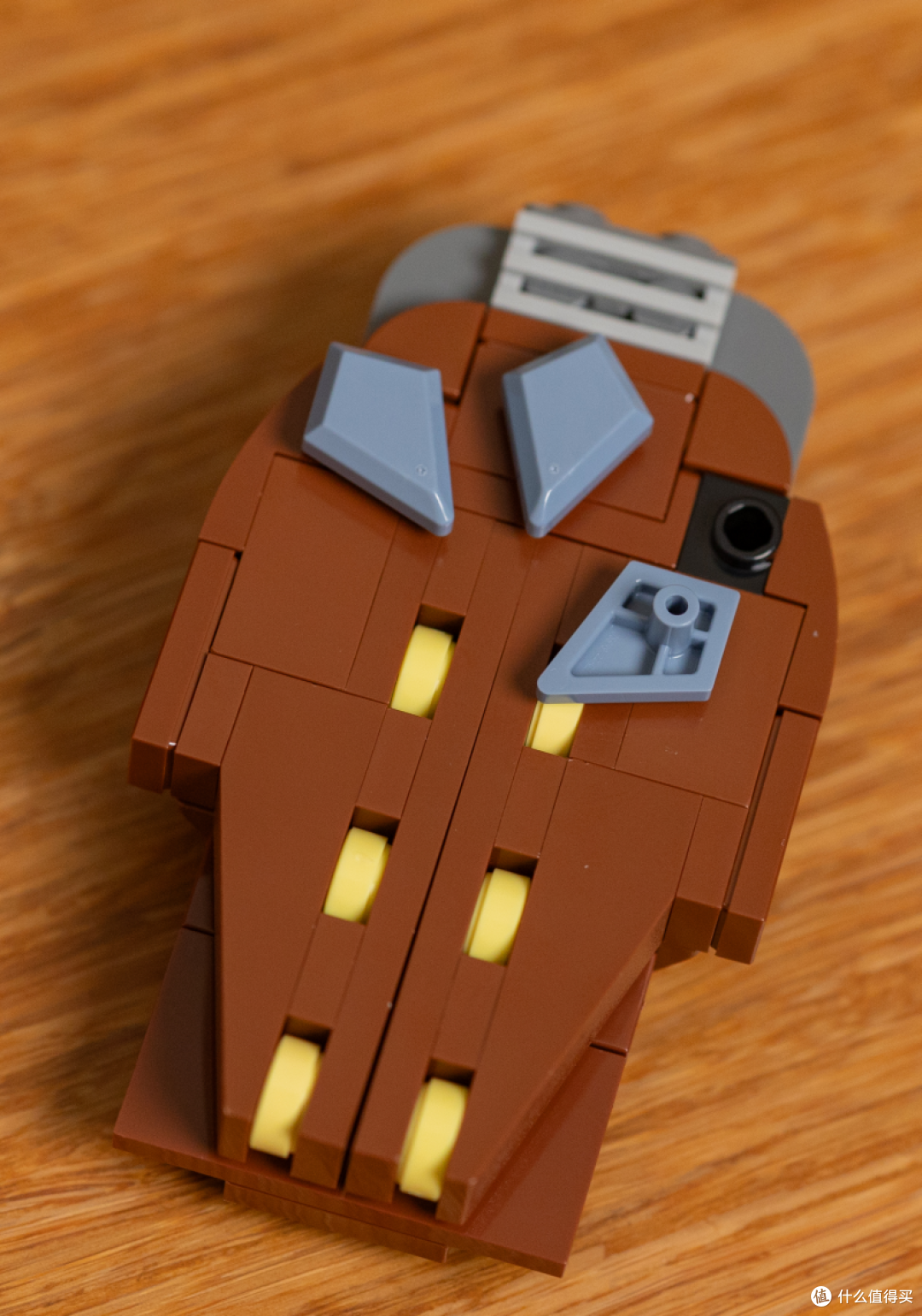 献给黑暗骑士迷的华美情书——LEGO 76271蝙蝠侠：动画版哥谭市套装