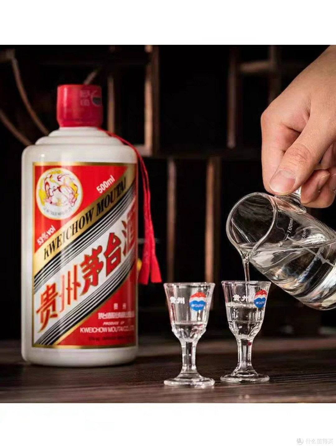 散装飞天茅台价格跌破2100元大关，市场风云再起！