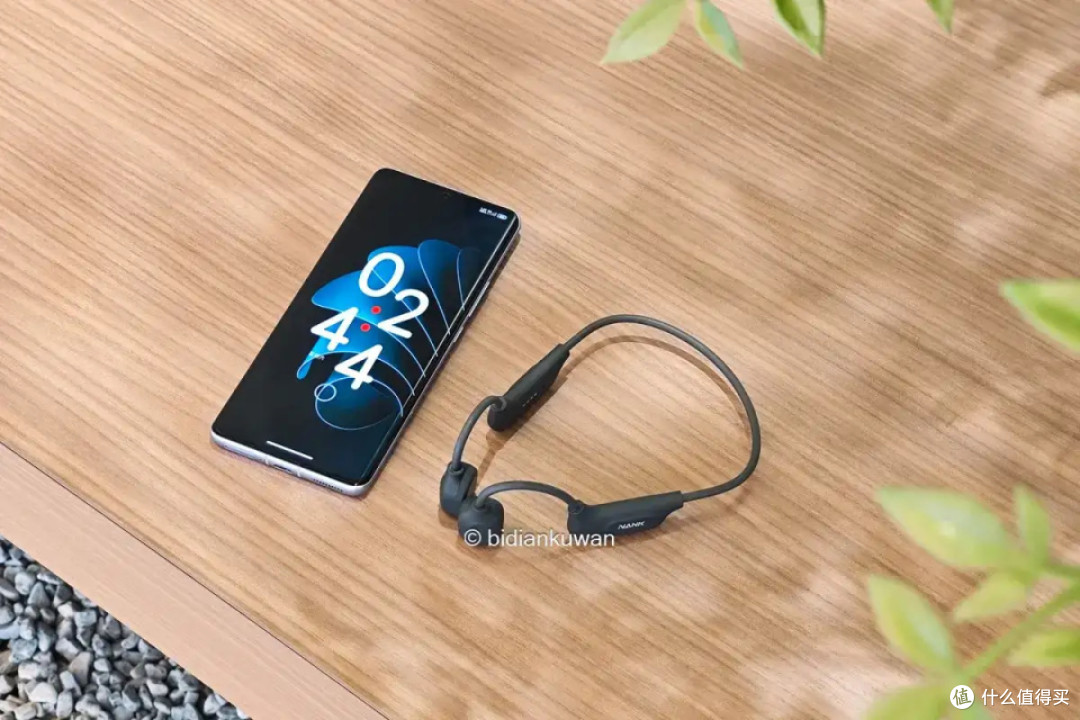 25克超轻,无感听音乐:南卡轻量化骨传导耳机RunnerCC4体验