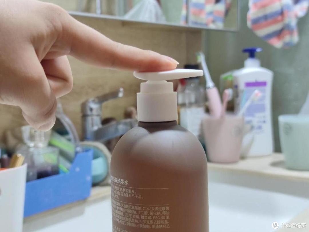 甄沐健发防脱洗发水:秀发新生的秘密武器