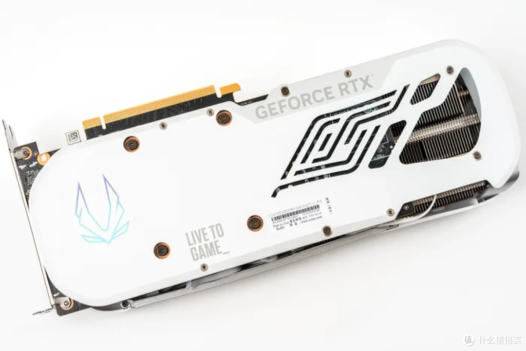 特立独行双龙限定—iGame Z790甲辰智龙+海韵甲辰青龙+索泰4080S月白+联力飒01装机分享