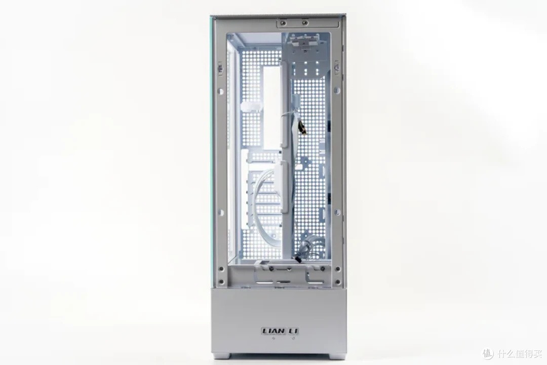 特立独行双龙限定—iGame Z790甲辰智龙+海韵甲辰青龙+索泰4080S月白+联力飒01装机分享