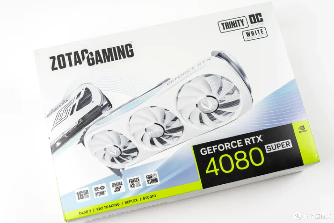 特立独行双龙限定—iGame Z790甲辰智龙+海韵甲辰青龙+索泰4080S月白+联力飒01装机分享