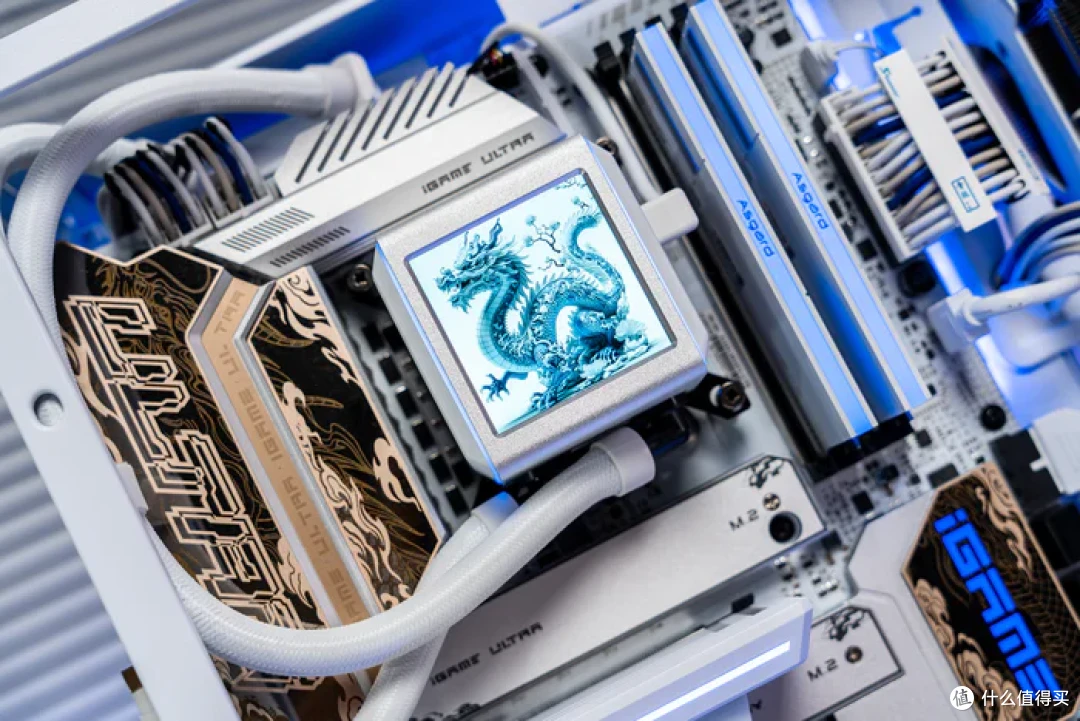 特立独行双龙限定—iGame Z790甲辰智龙+海韵甲辰青龙+索泰4080S月白+联力飒01装机分享