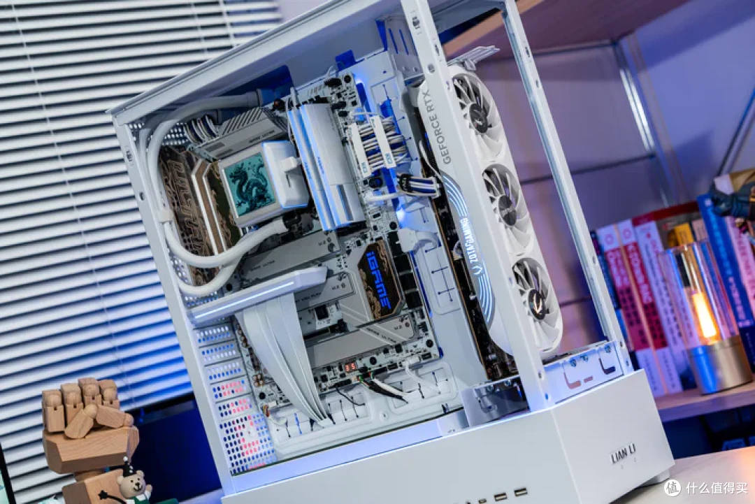 特立独行双龙限定—iGame Z790甲辰智龙+海韵甲辰青龙+索泰4080S月白+联力飒01装机分享