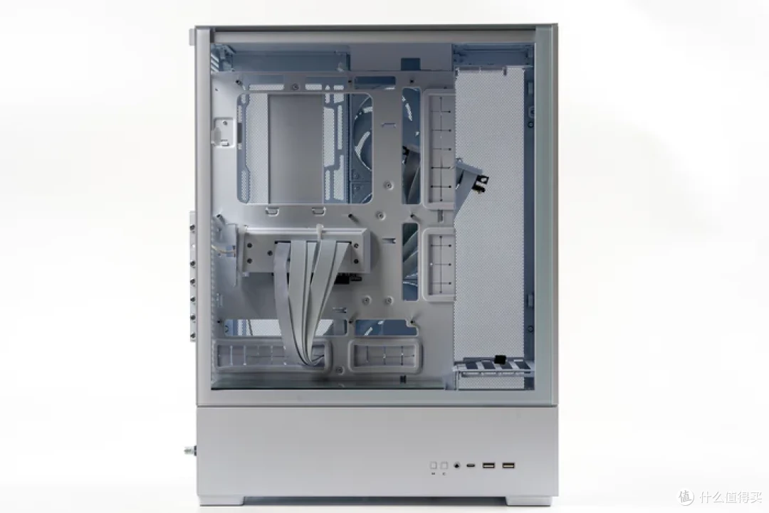特立独行双龙限定—iGame Z790甲辰智龙+海韵甲辰青龙+索泰4080S月白+联力飒01装机分享