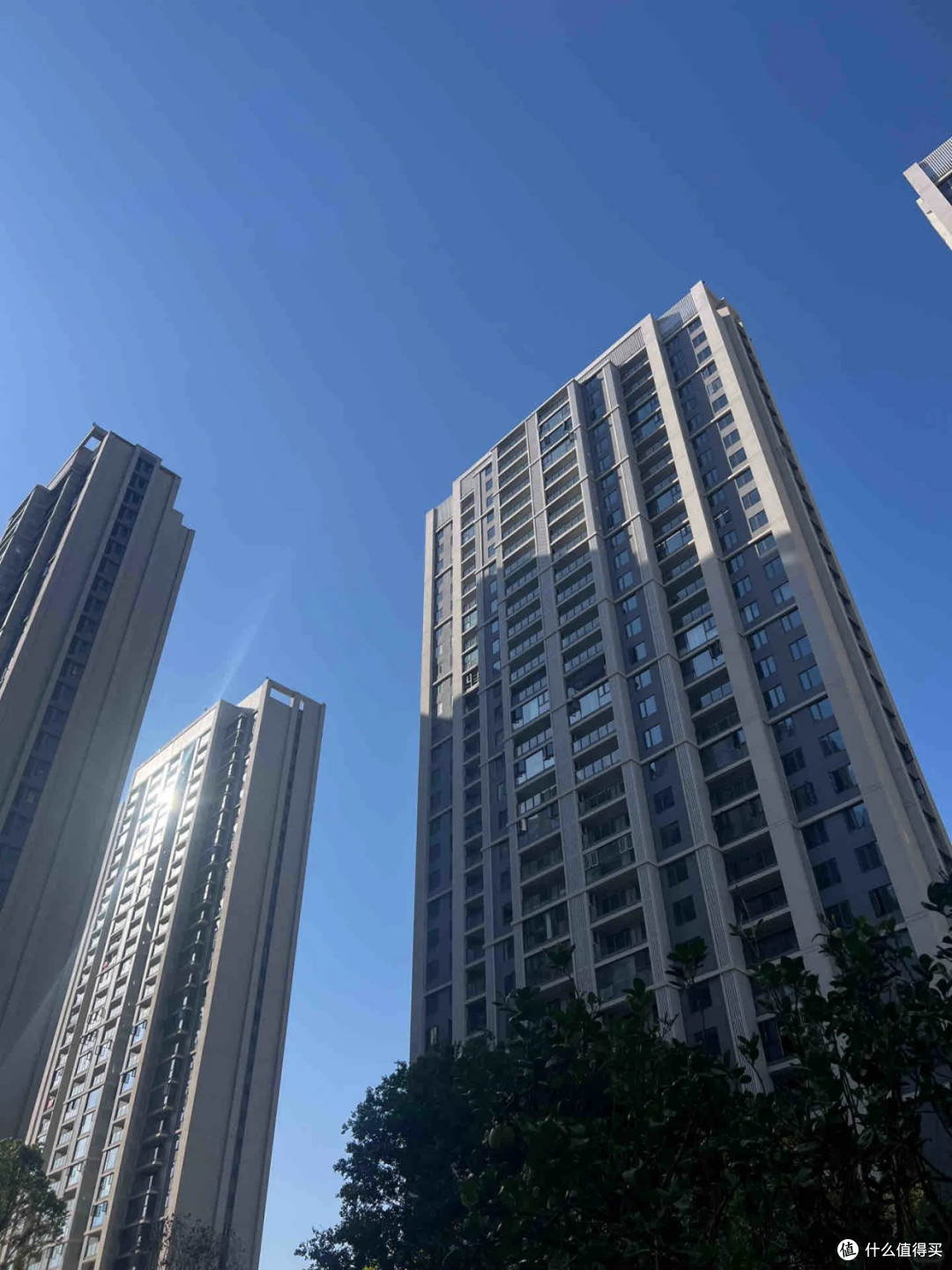 今年买房,“买南、买边、买三、不买四”,跟着内行人买准没错