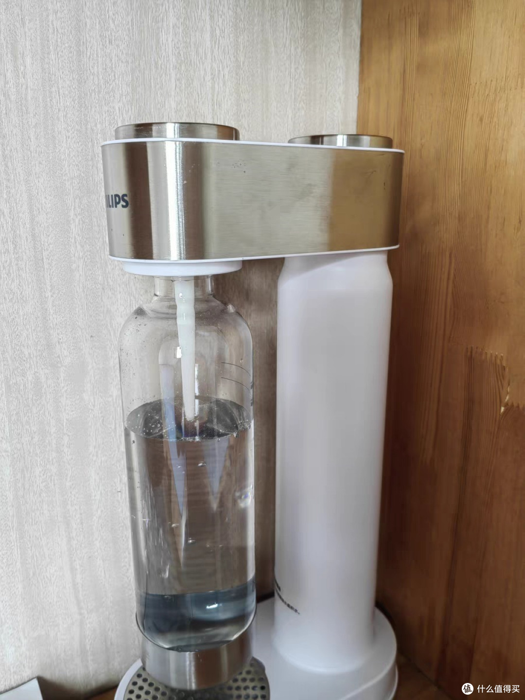 喝上一杯自制的苏打水解渴对身体也好