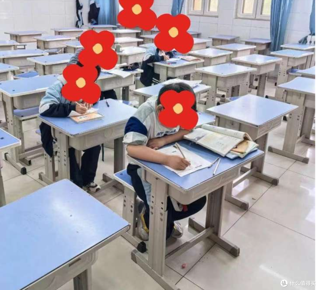 没有人帮忙带孩子的情况下,都怎么处理孩子上小学接送的问题?