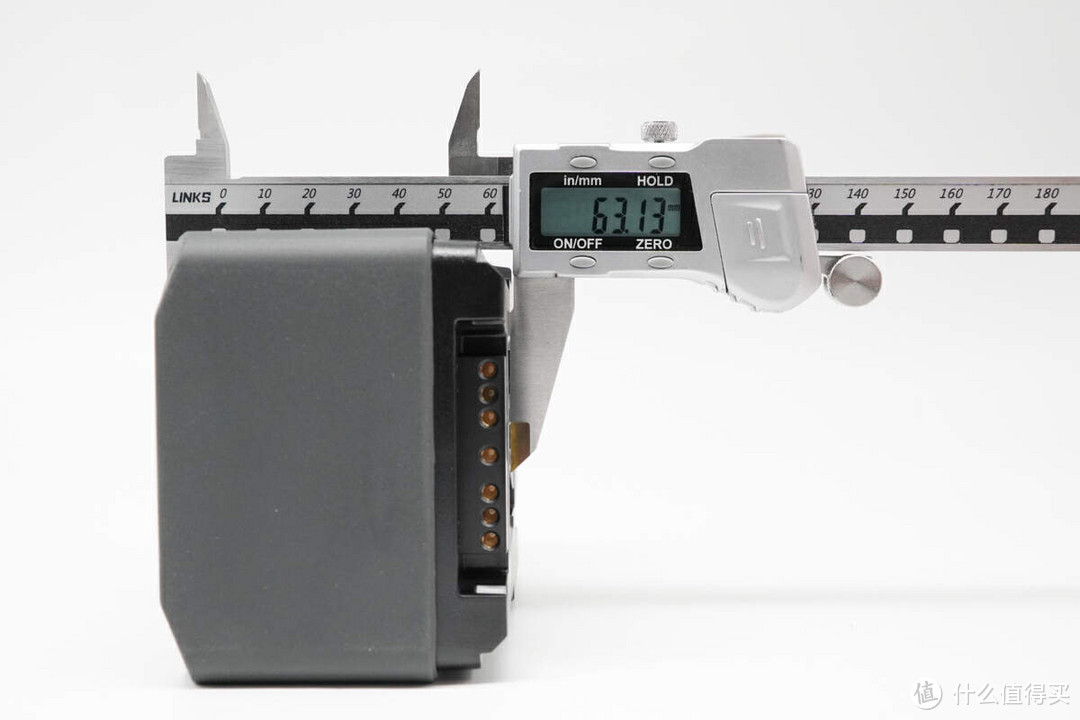 评测斯丹德-小葱144 V口电池：PD 100W 双向快充，400W大功率赋能摄影行业