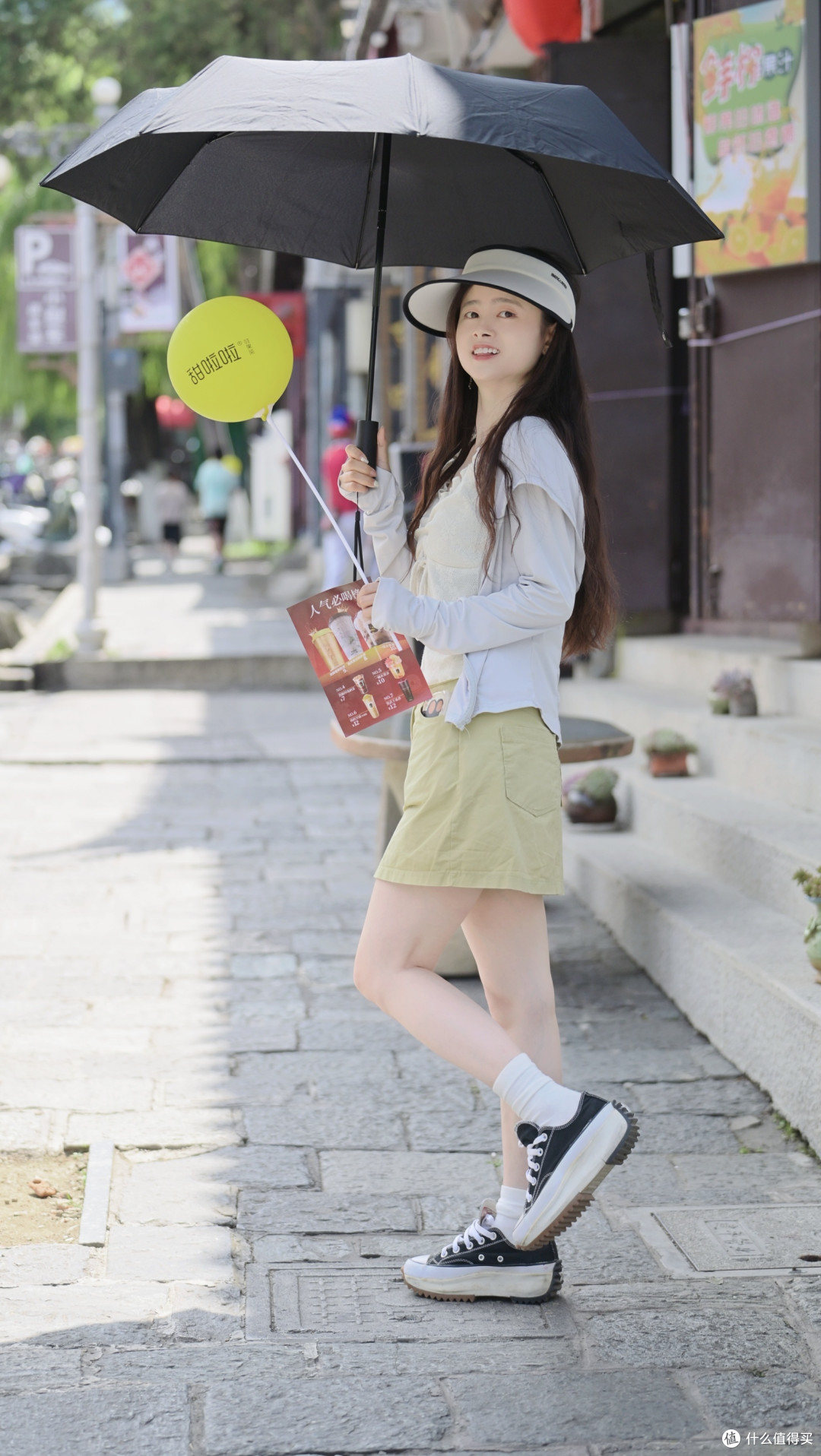 防晒服+防晒伞是必备的