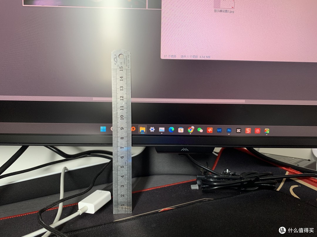 这看起来是个好鸟——雷鸟Q7 miniLED显示器
